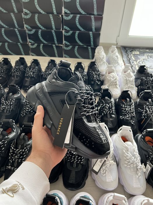 Adidasi Versace Chain Reaction Noi Negru Alb