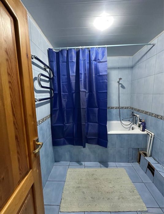 Хамза метро.  4комн. Кирпич.  75м2.  Чистая