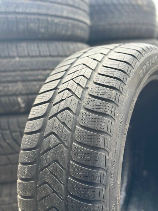Pirelli 225/45R18 - Stare foarte buna, Garantie, Livrare Rapida