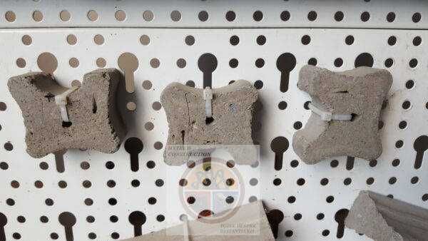 Distantier Beto 3H din beton armat cu fibre