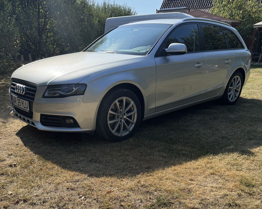 Vând Audi A4 b8 2012