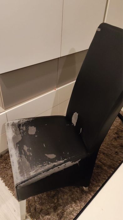 Vand set de 8 scaune - structura de lemn, extrem de rezistente