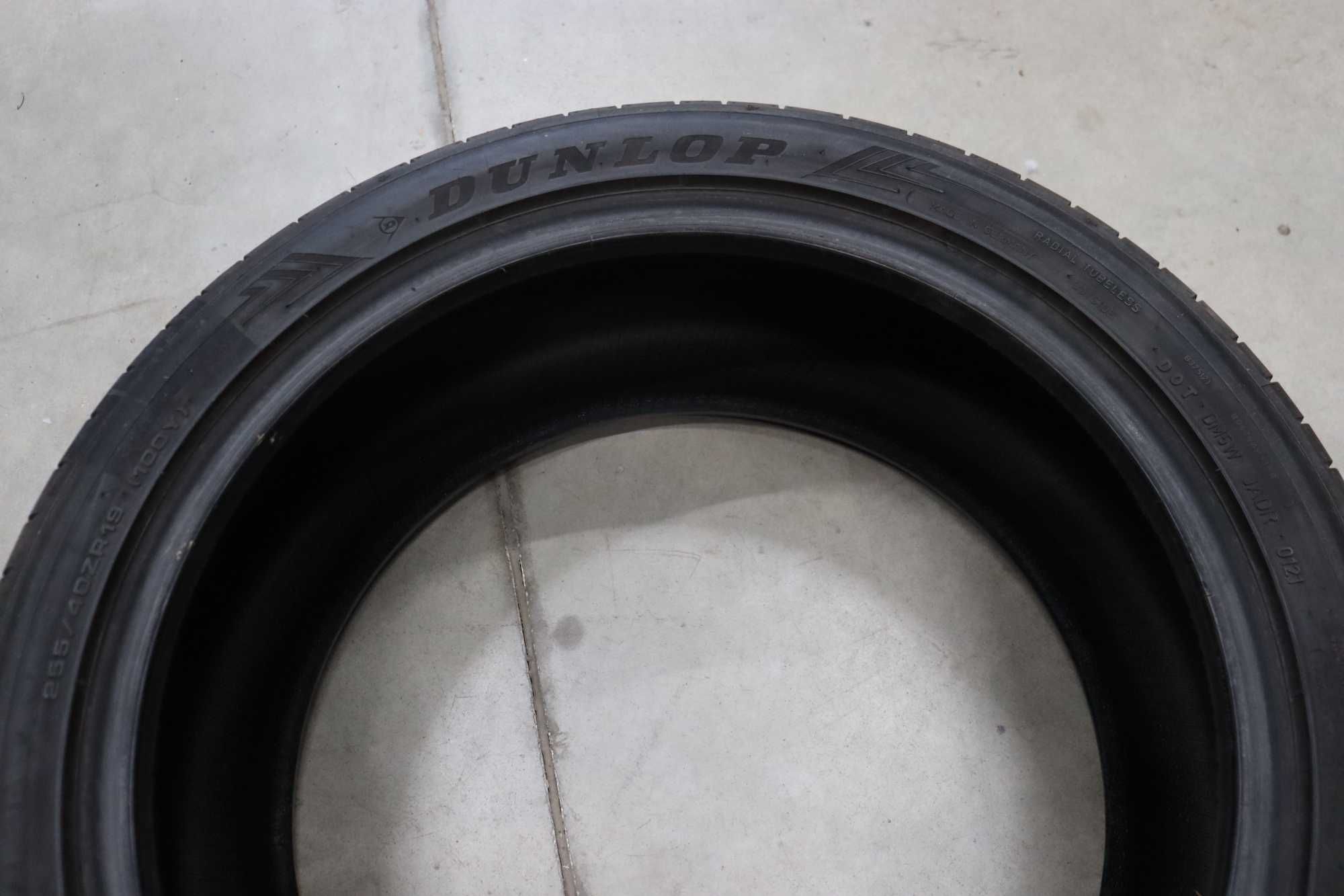 2 бр. летни гуми DUNLOP SPORT MAXX RT2 255/40 R19 Dot 21г, 6,5-7мм