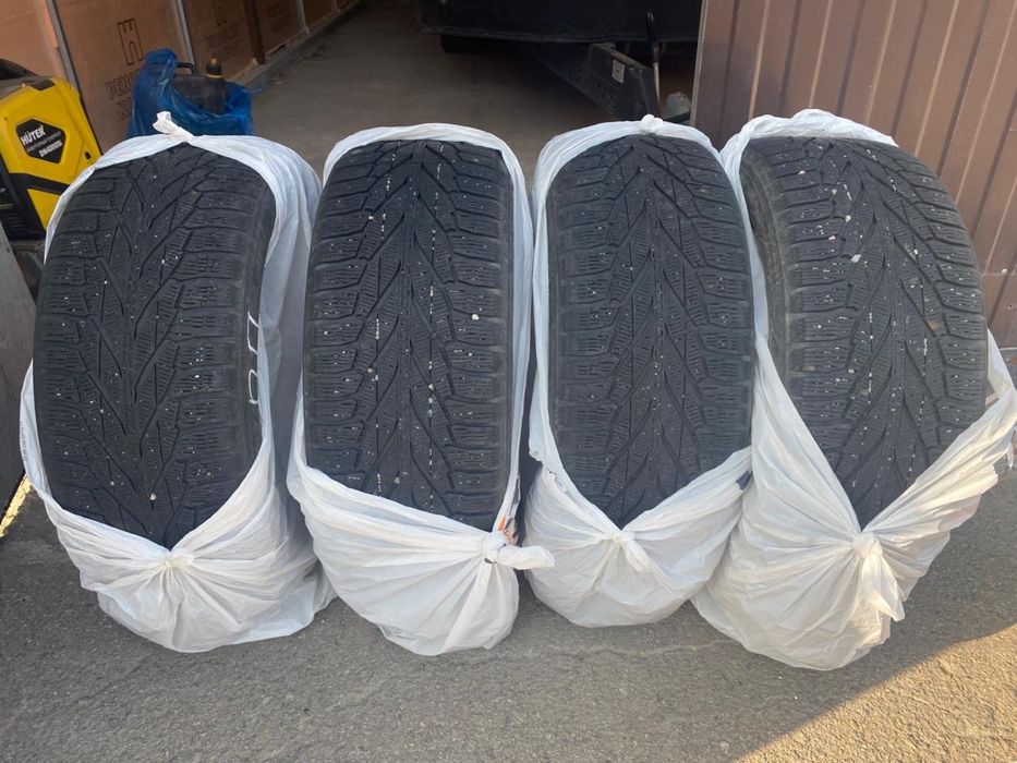 Nokian Hakkapeliitta 285/50/R29