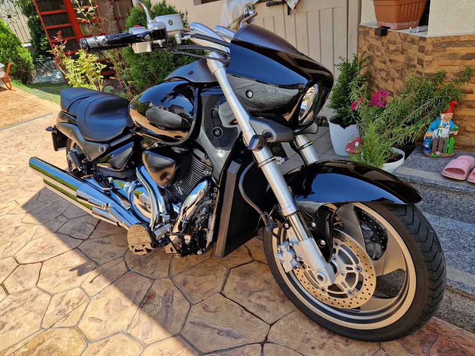 Suzuki Boulevard/ Intruder (2013)