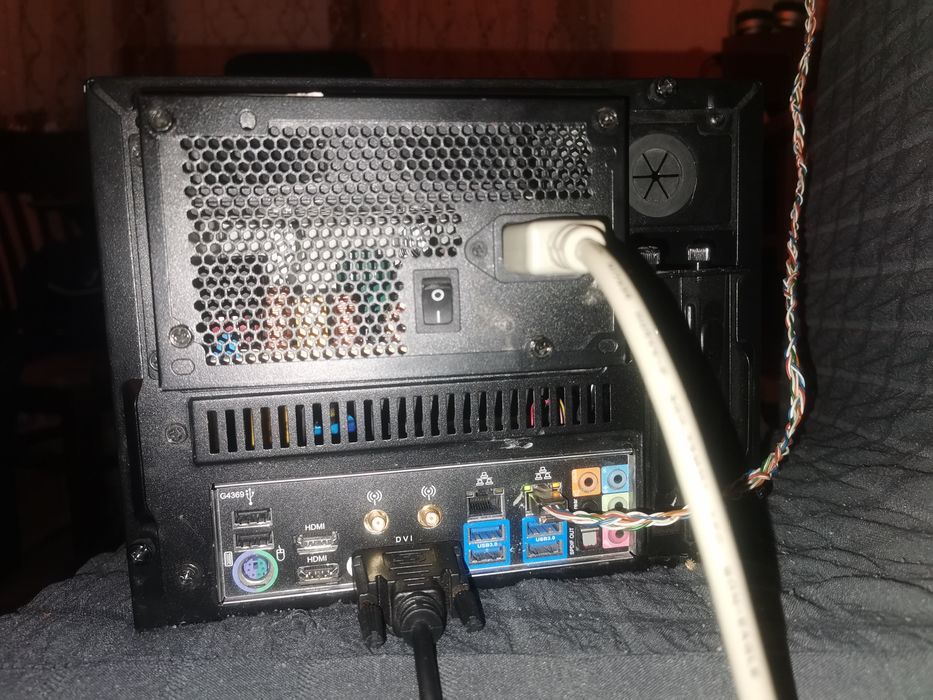 Компютър i5-8gb ram-250 gb ssd