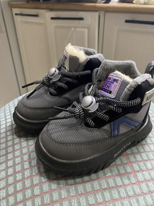 Осенние ботинки на мальчика 1-2 года