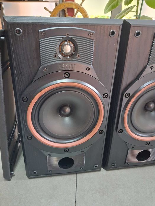 Boxe Bowers & Wilkins  DM310