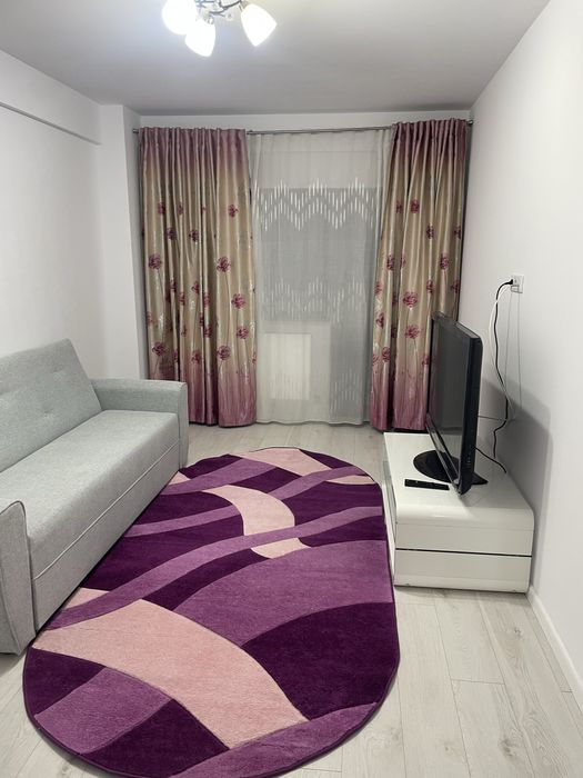 Inchiriez ap 2 camere decomandate zona mall Promenada ..