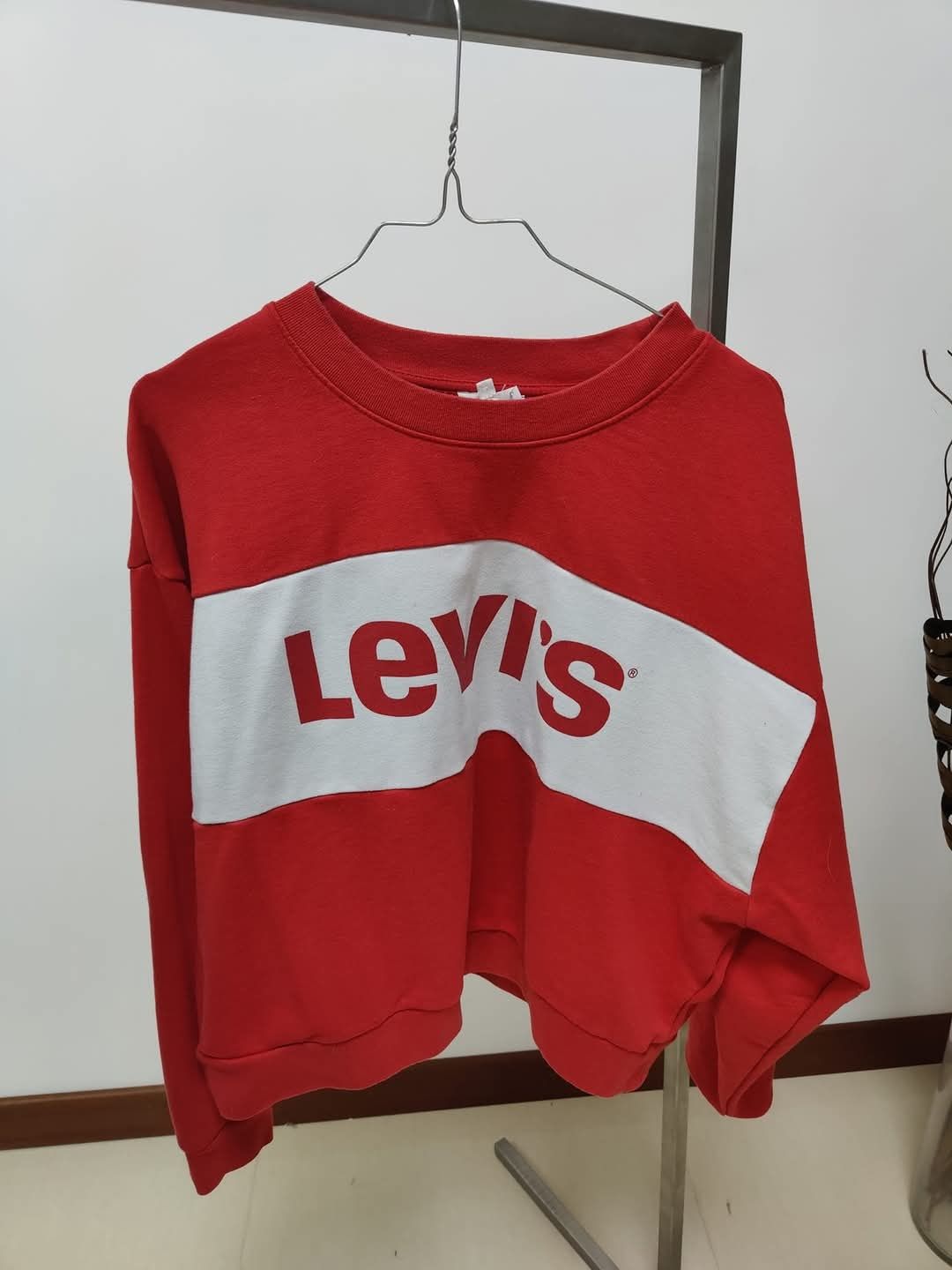 Лот дамски суитчъри S/M