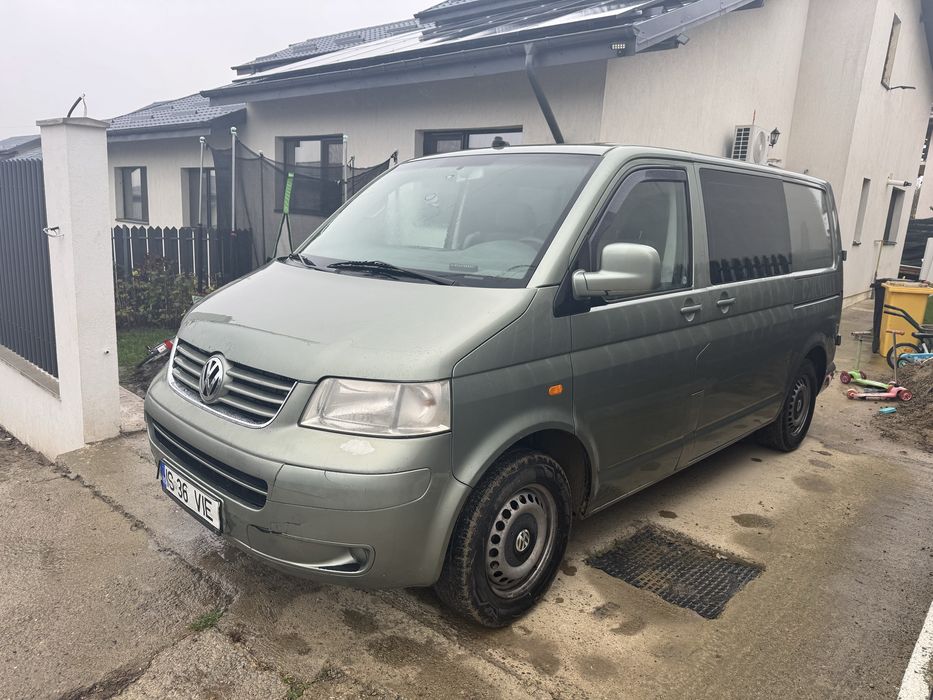 Volkswagen T5 2006 5+1 locuri 2.5