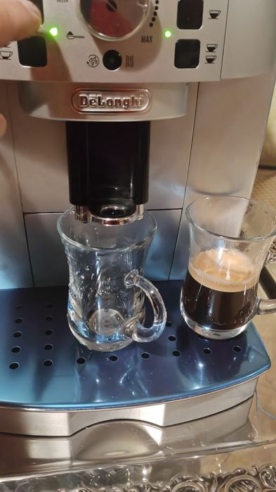 Delonghi ECAM 22.110.SB magnifica S