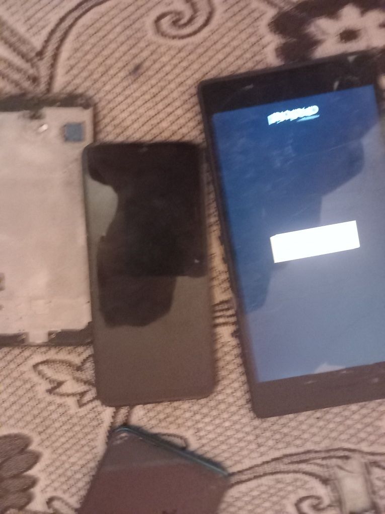 Telefoane tablete 3 camere de telefon de piese și pot fi folosite