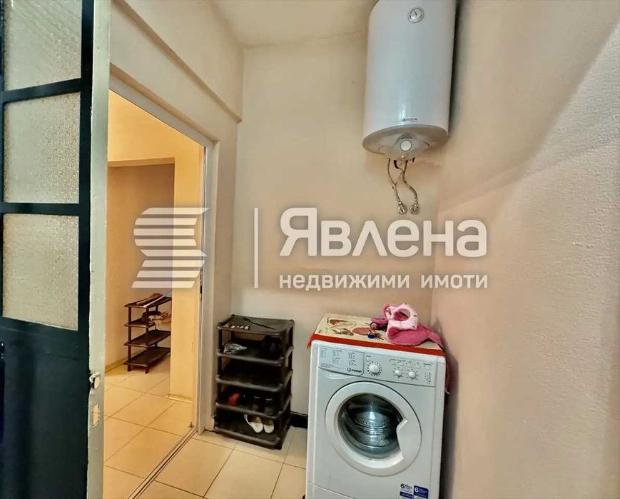 Продава се Двустаен апартамент в Пловдив, Център - 58 кв.м за 1828 €/кв.м - Снимка #11