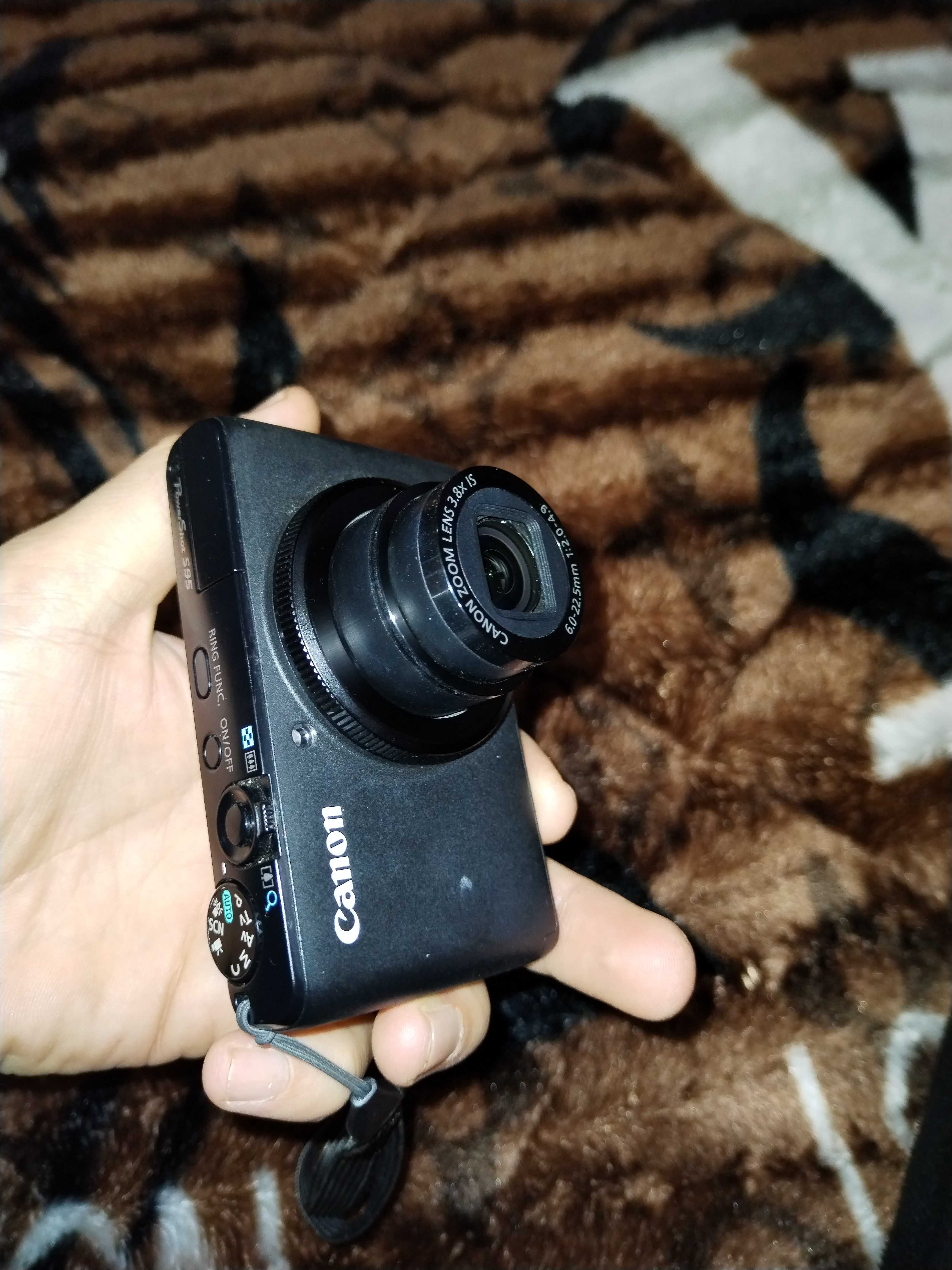 Canon powershot s95 10mp