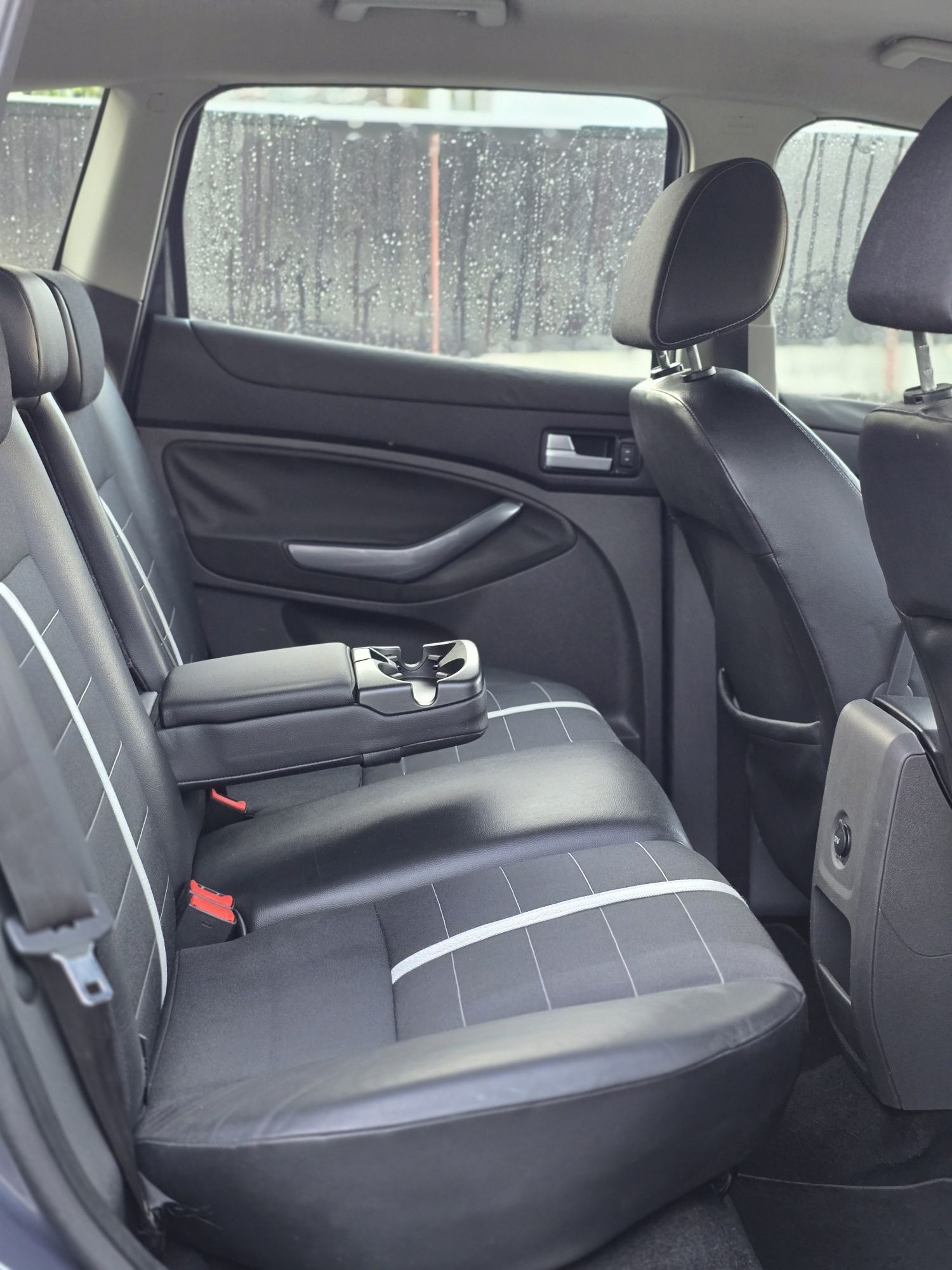 Ford Kuga 2.0tdci 4x4 Automat 163cp RATE GARANTIE