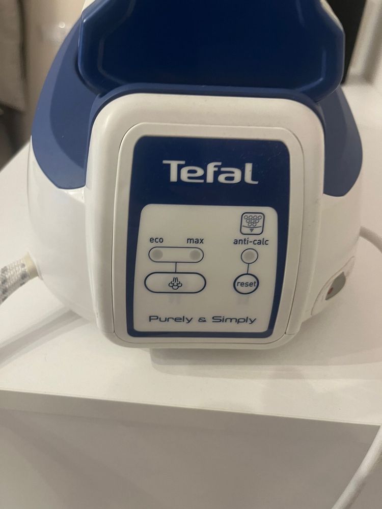 Statie de calcat Tefal