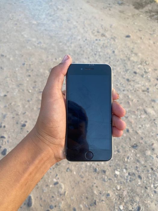 Iphone se xotira 128 yokinst 76