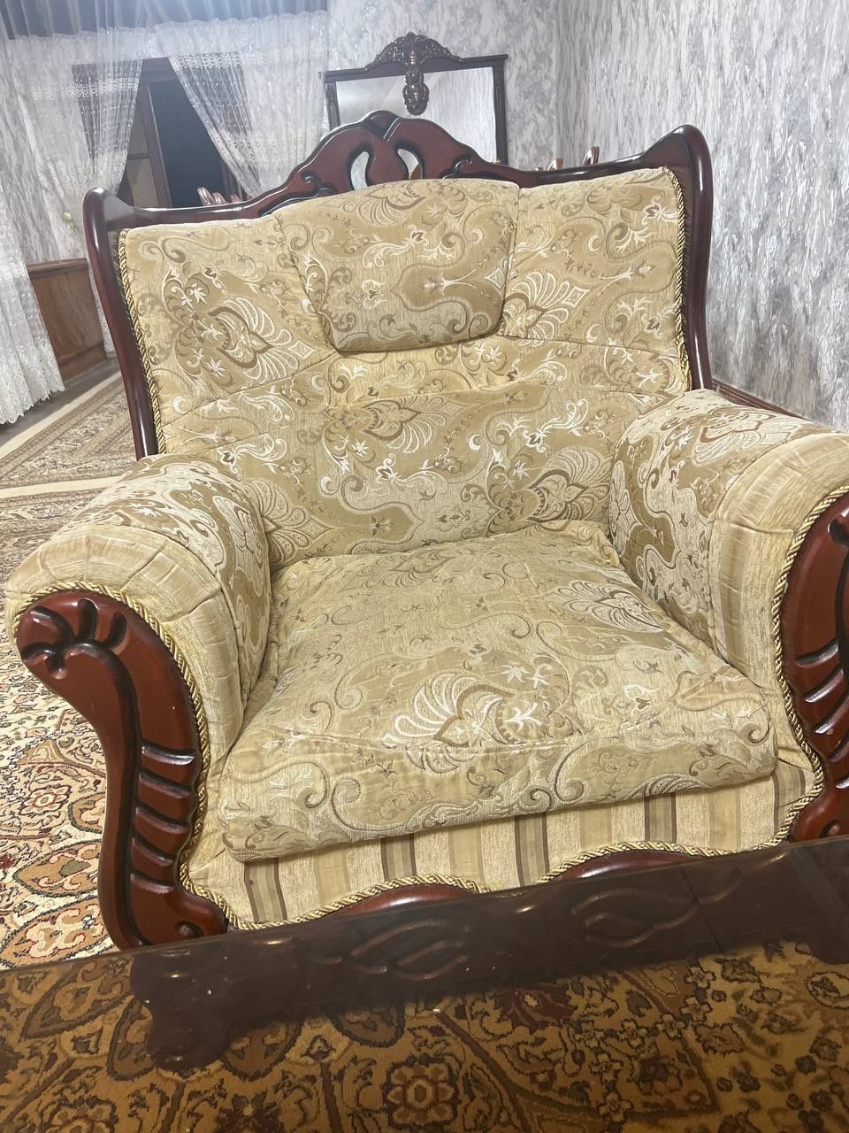 Divan,kreslo B/U