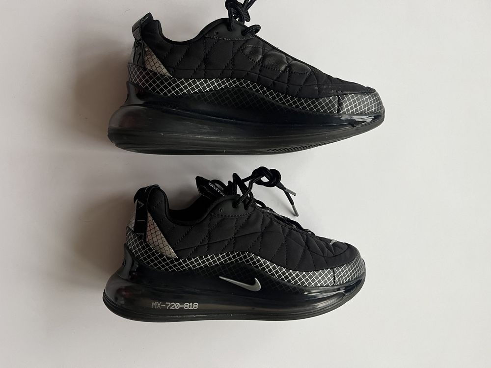 NIKE Air Max 720 - 38.5   / Оригинал