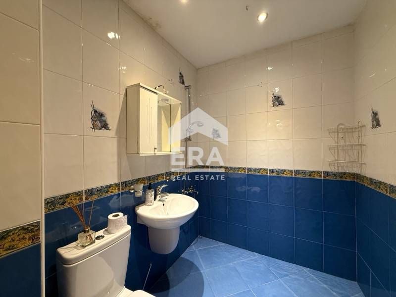 Дава се под наем Двустаен апартамент в София, Красно село - 70 кв.м за 700 € - Снимка #8