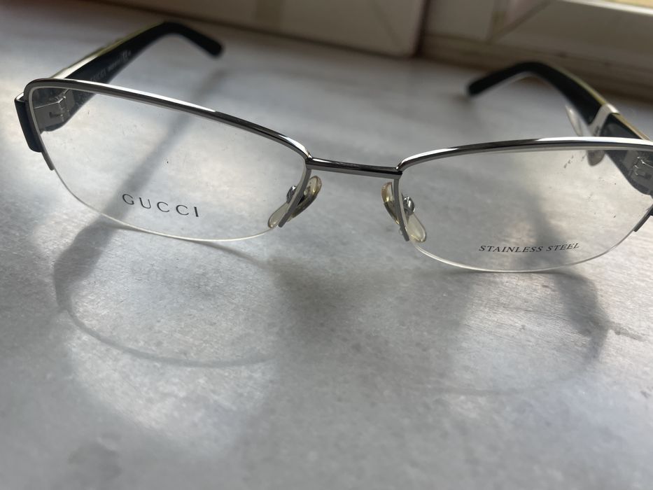 Ochelari de vedere GUCCI – model elegant din oțel inoxidabil