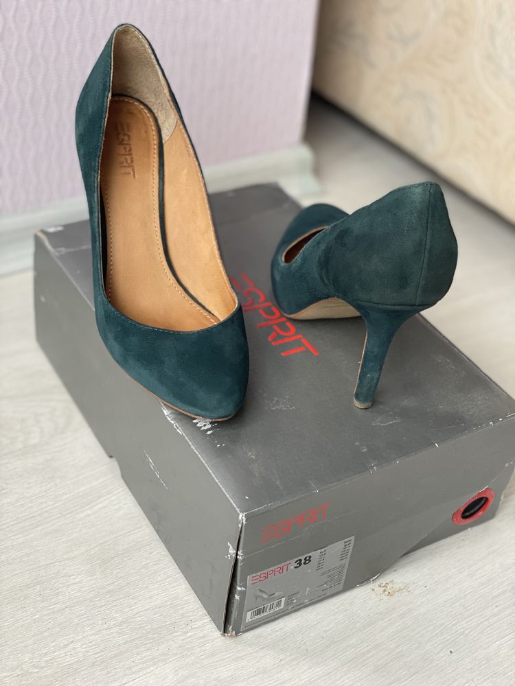 Обувки Esprit 38 номер зелен велур