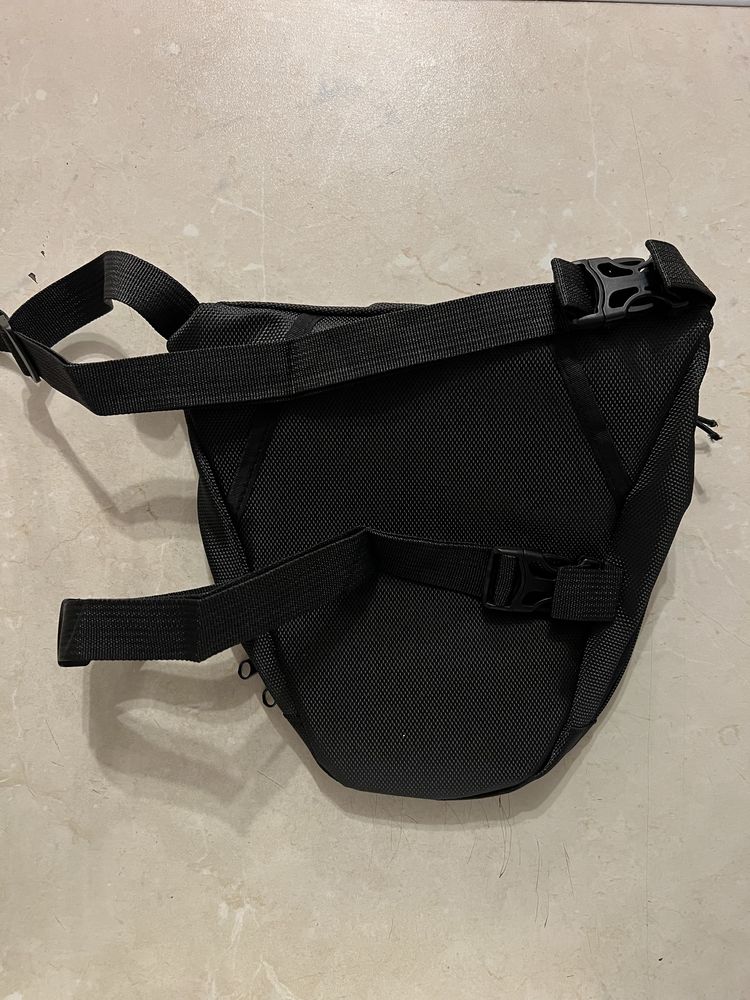 Мото чанта за крак Dainese