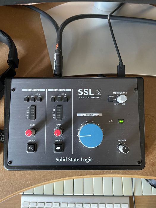 Аудио интерфейс Solid State Logic - SSL2