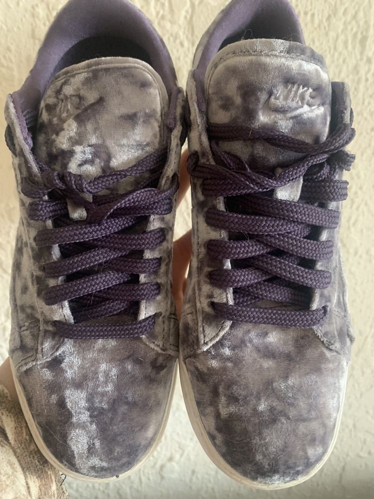 Дамски кецове Nike