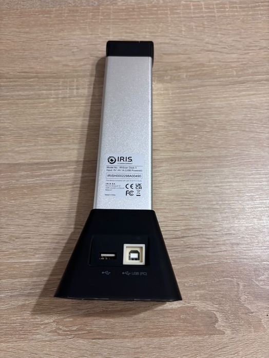 Scanner documente iriscan Desk 5