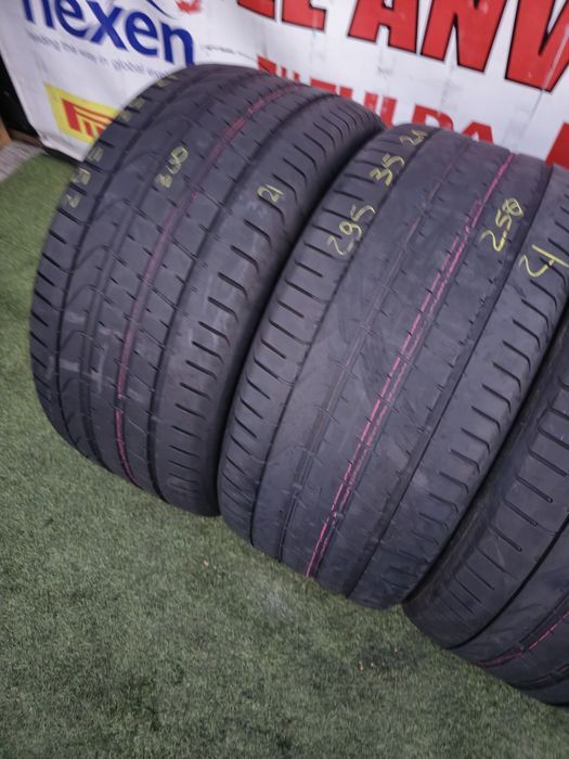 Set 265.40.21  295.35.21 pirelli set macan
