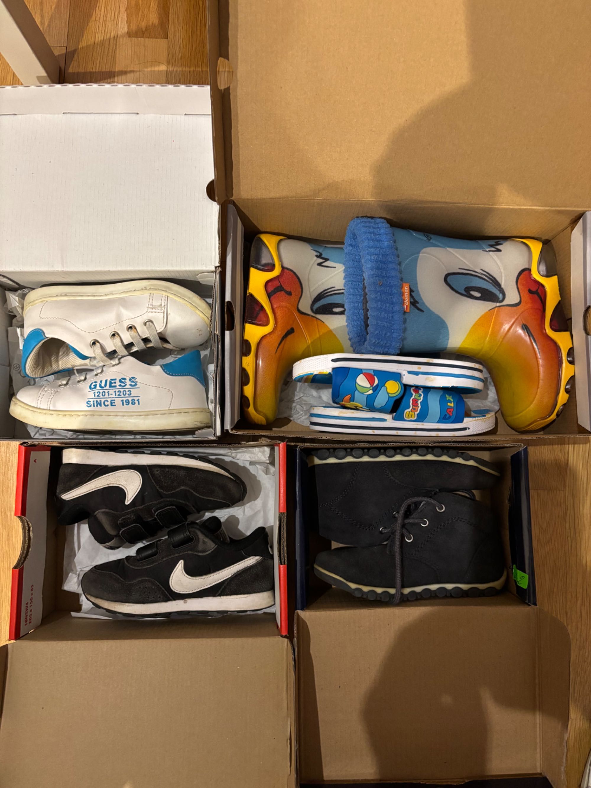 Детски обувки комплект, 25 размер, Guess, Nike