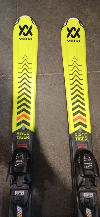 Skiuri volkl racetrigger 150