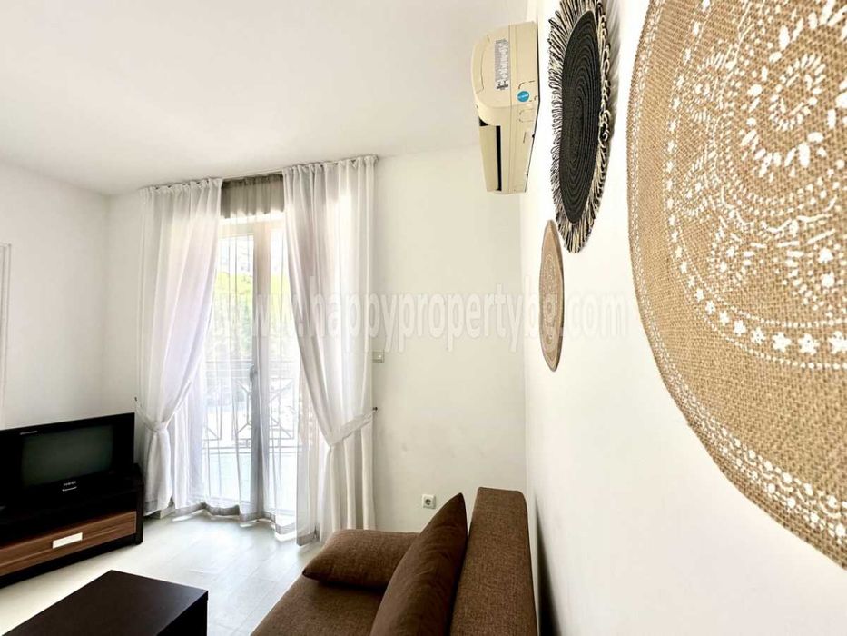 Продава се Двустаен апартамент в к.к. Слънчев бряг - 48 кв.м за 1313 €/кв.м - Снимка #5