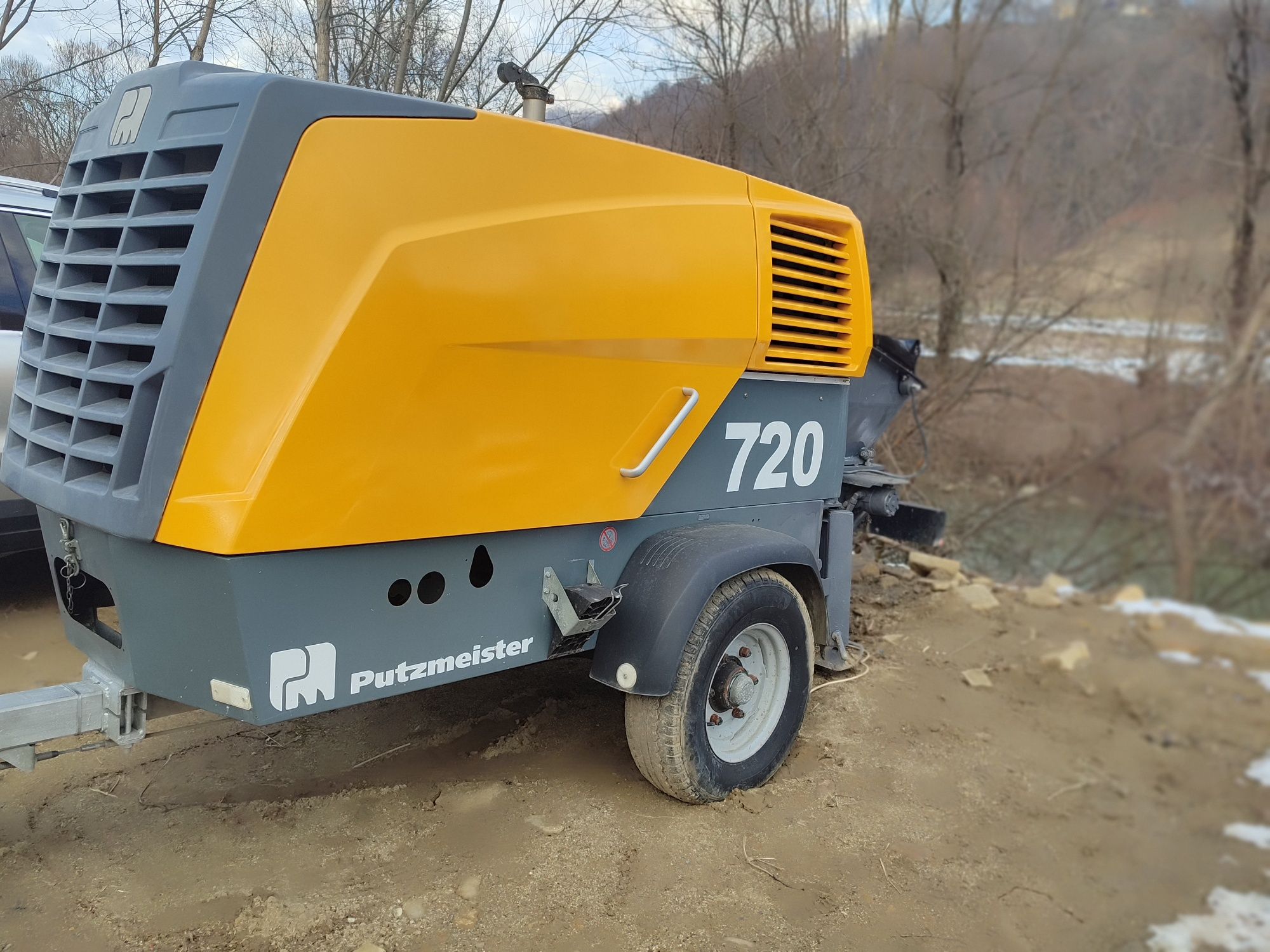 Se vinde!.Pompă de beton putzmeister 720