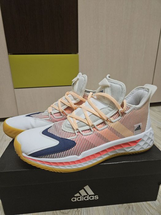 Маратонки Adidas