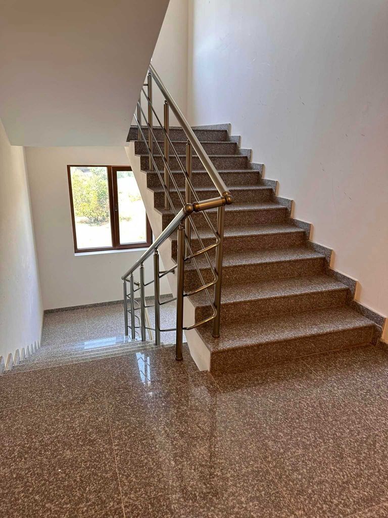 Продава се Двустаен апартамент в с. Шкорпиловци, Област Варна - 83 кв.м за 838 €/кв.м - Снимка #23