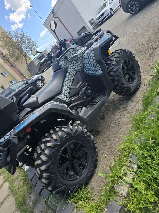 Vând schimb Can Am Outlender 1000R
