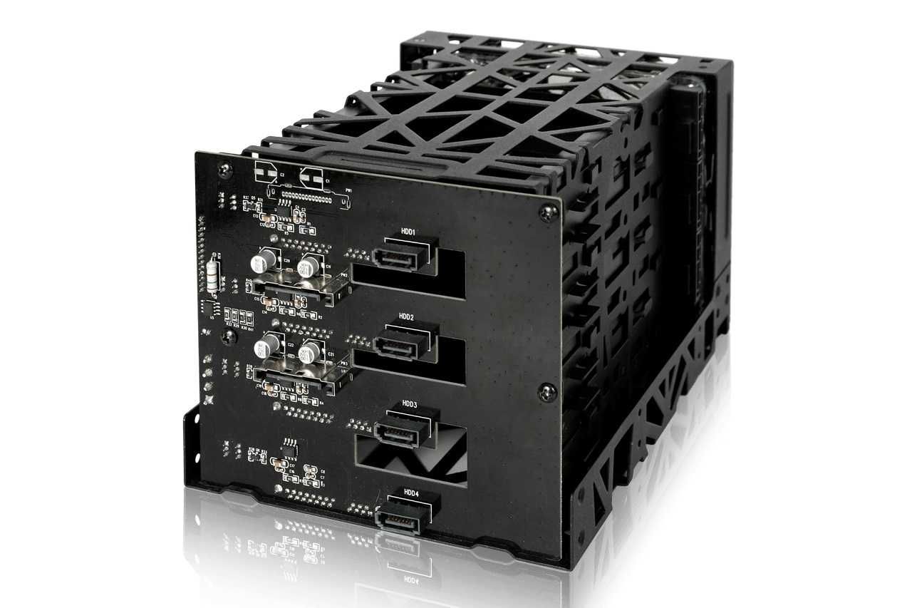 Carcasa Silent Server 4U, 12 x LFF HDD, mITX to eATX MB, ATX PSU