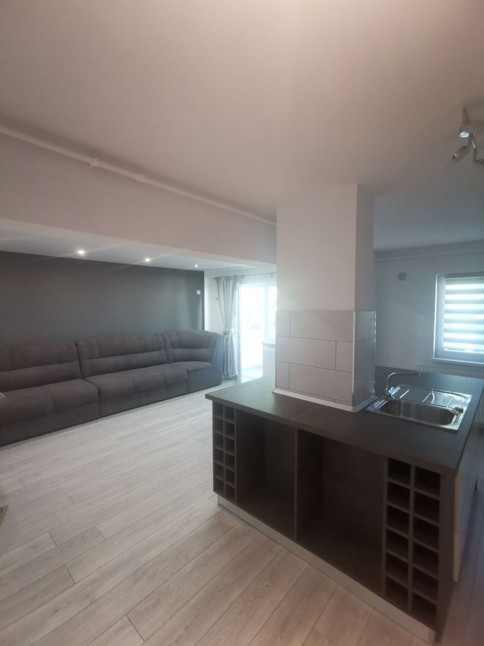 Propietar inchiriez Apartament 3 camere decomandate