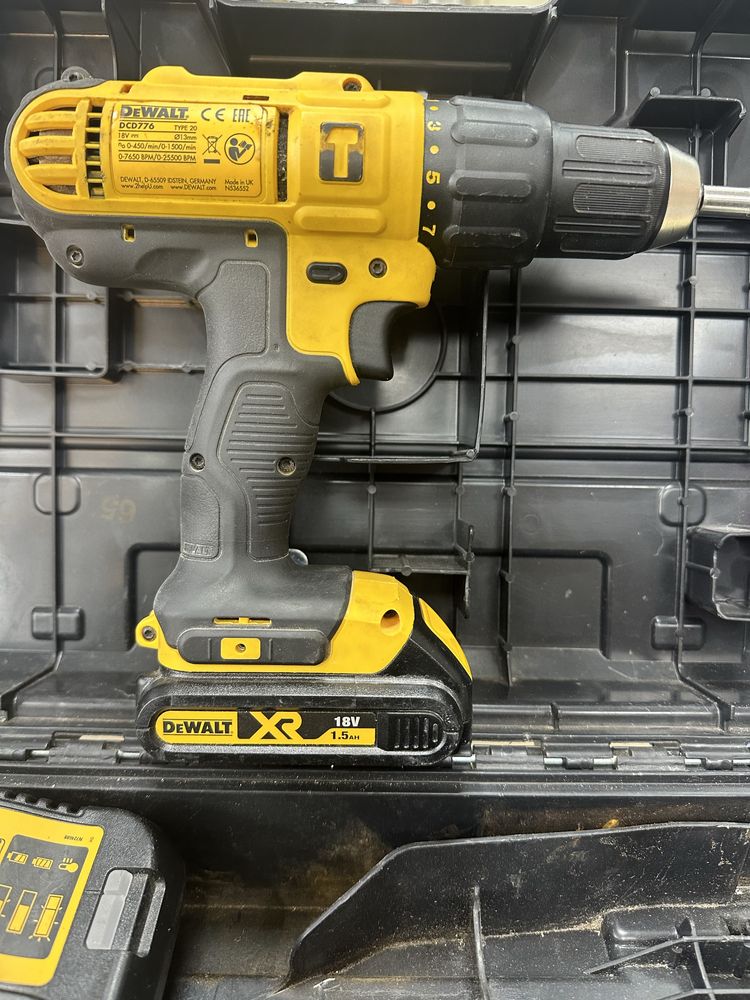 Dewalt dcd776 +2 броя батерий 18v 1.5 ah