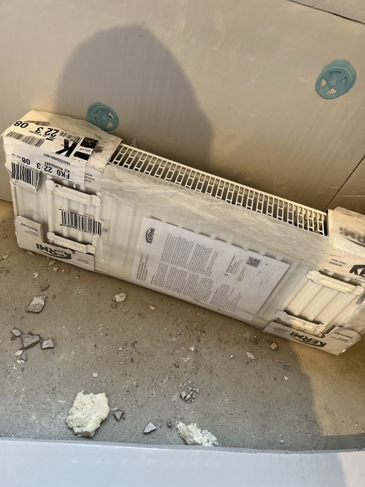 Батарея абсолютно новая