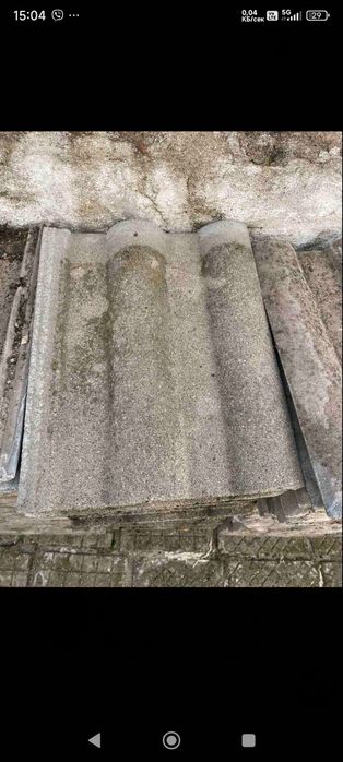 Продават се керемиди