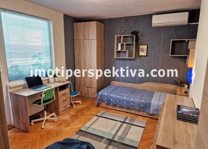 Продава се Многостаен апартамент в Пловдив, Център - 106 кв.м за 1883 €/кв.м - Снимка #2