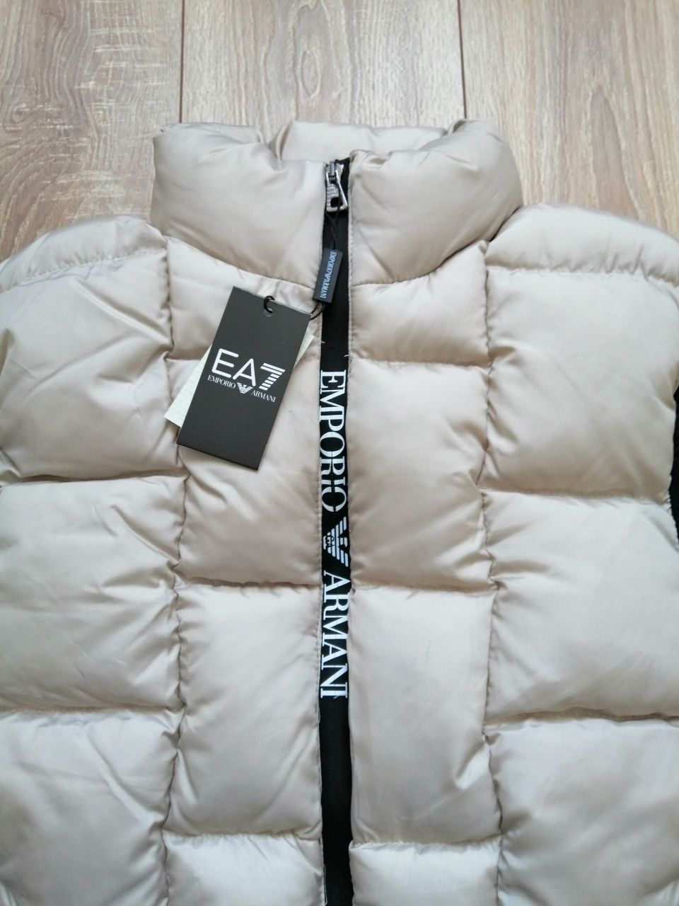 Emporio Armani мъжки елек в бежов цвят 3XL