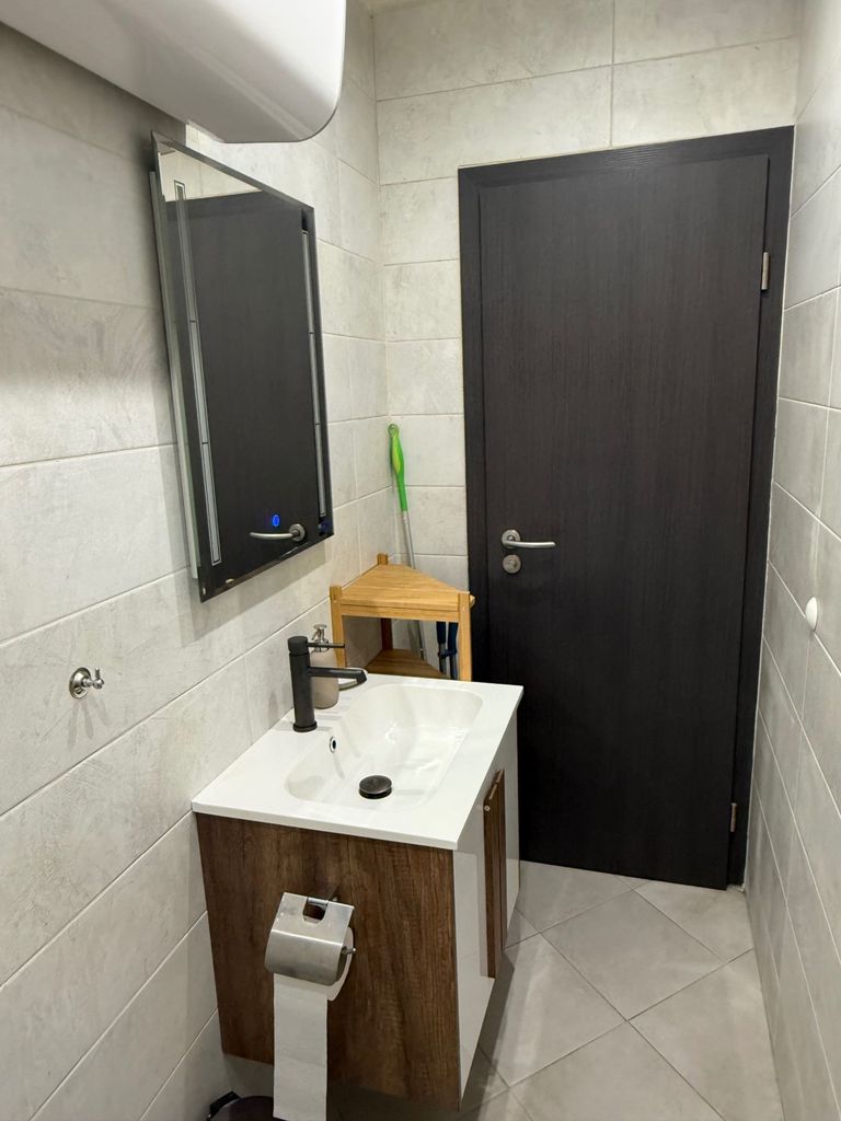 Дава се под наем Едностаен апартамент в София, Младост 4 - 35 кв.м за 459 € - Снимка #6