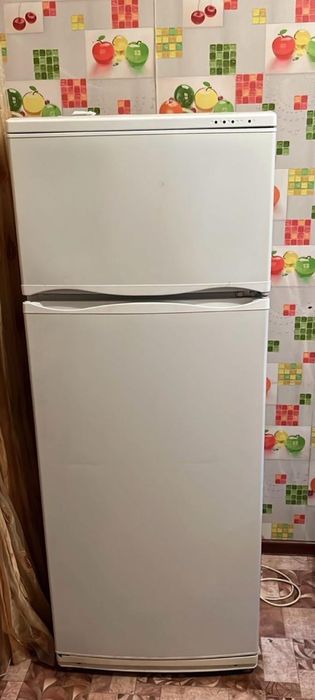 Холодильник рабочий