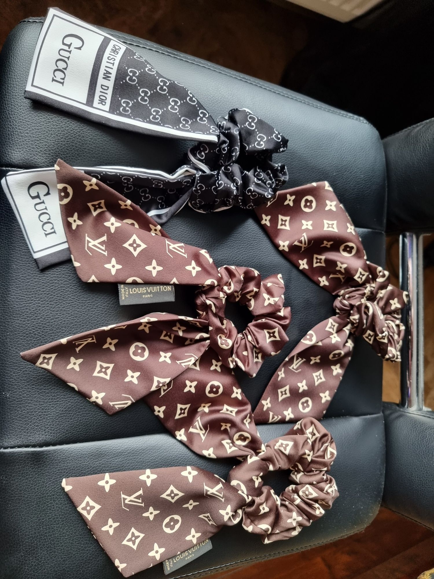 Accesorii pentru par Louis Vuitton