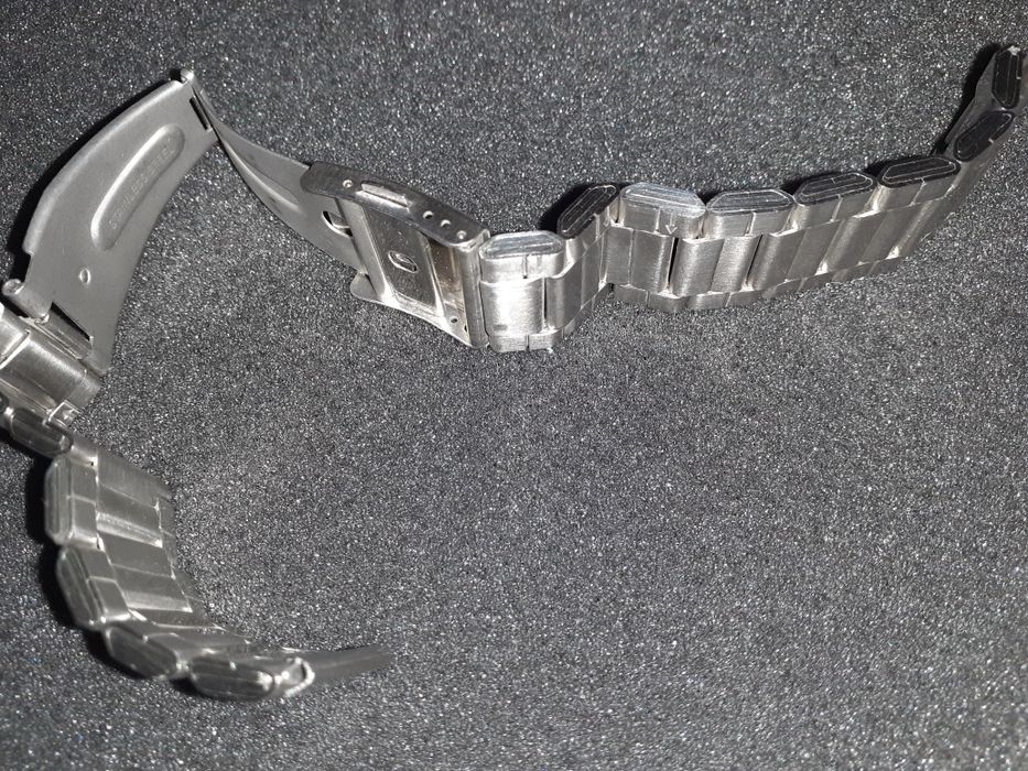 Bratari metalice pentru ceasuri barbatesti